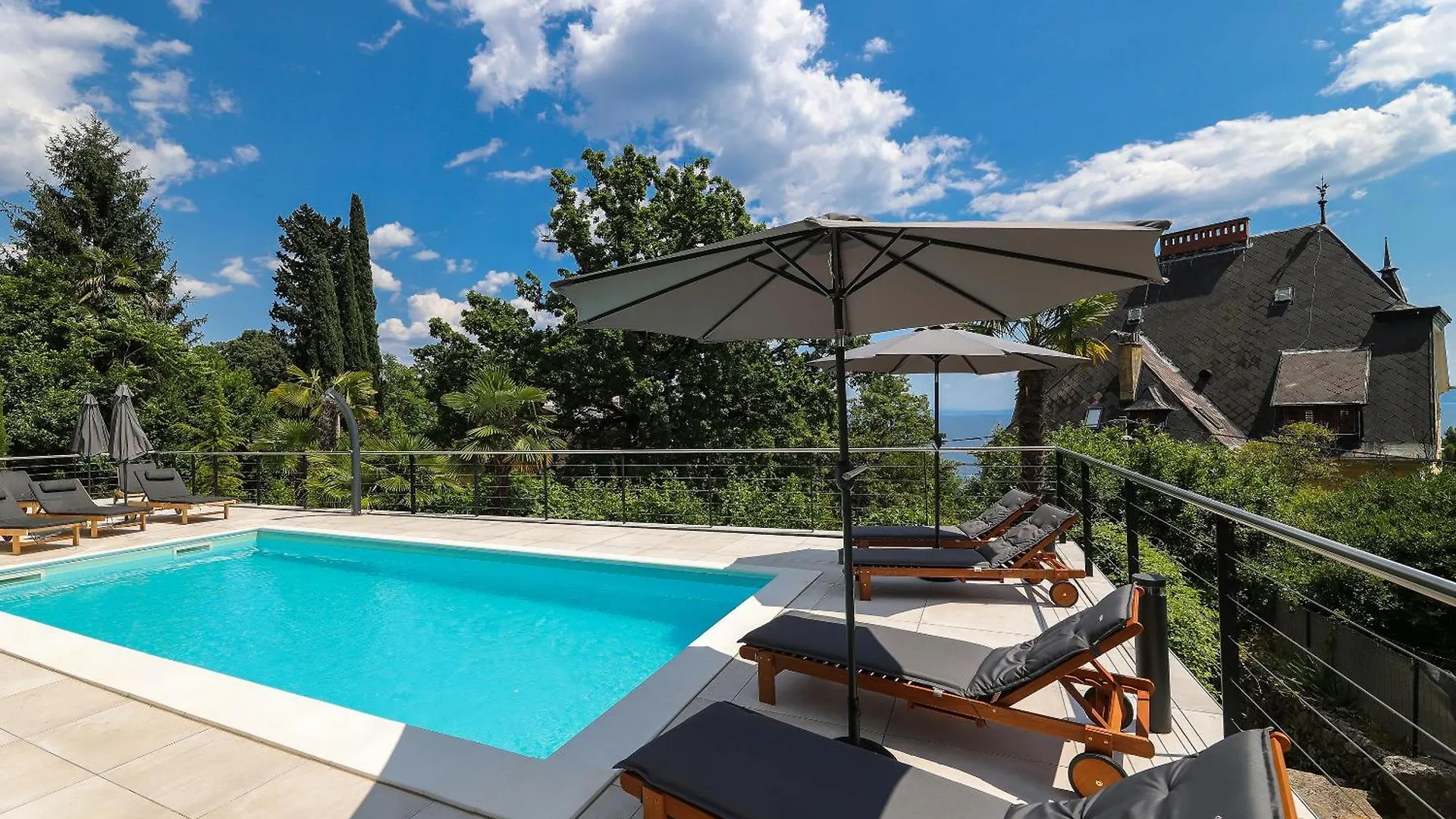Luxury Twin Apartments Opatija